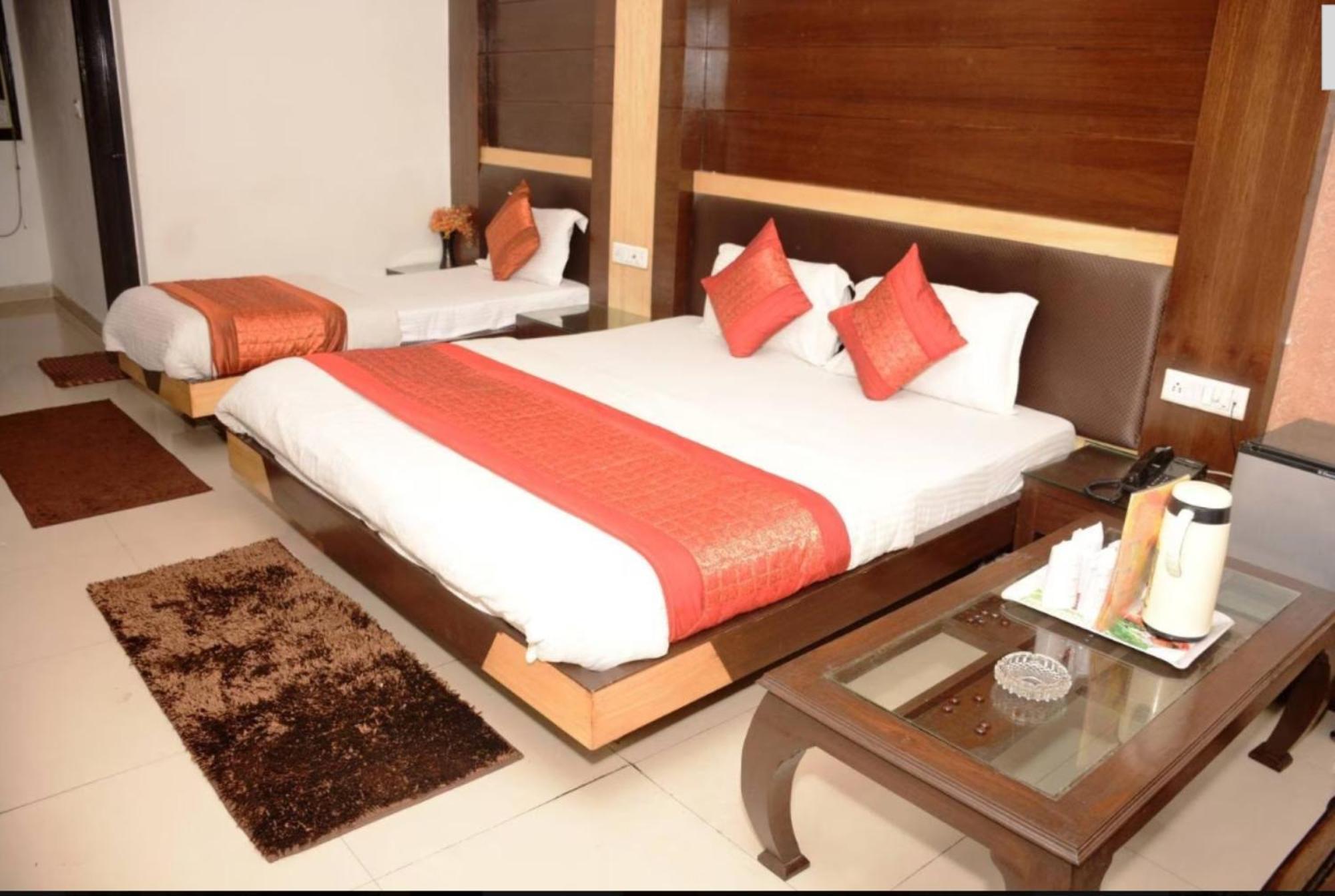 Capital O 6408 Hotel Delhi Heart Νέο Δελχί Εξωτερικό φωτογραφία