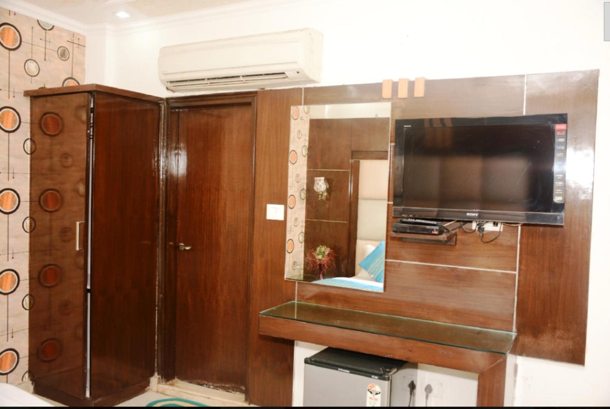 Capital O 6408 Hotel Delhi Heart Νέο Δελχί Εξωτερικό φωτογραφία